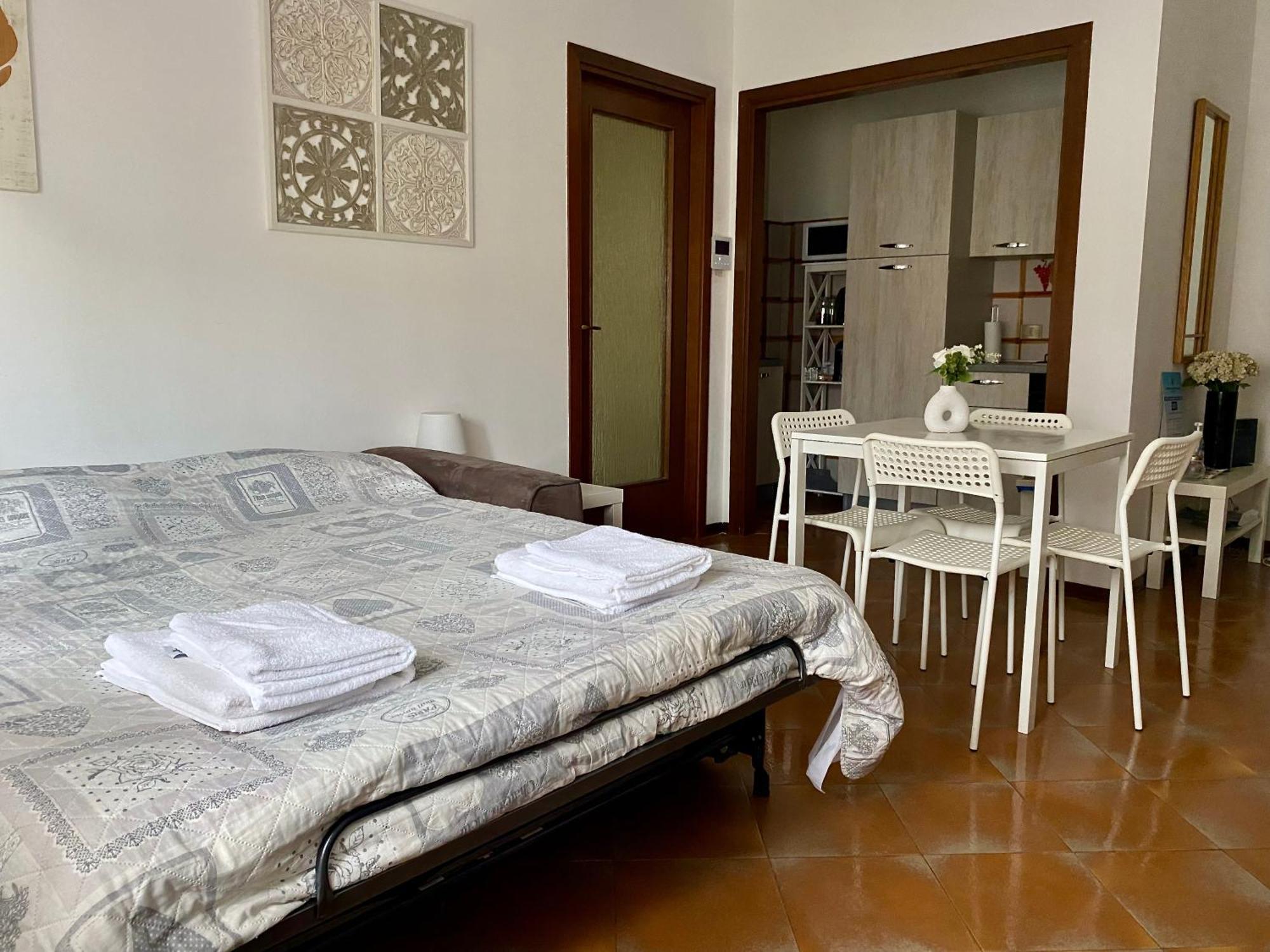 Casa Gaia- Castelnuovo Del Garda Lejlighed Cavalcaselle Eksteriør billede